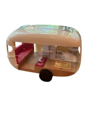 Sylvanian Familes Calico Critters Camper Trailer